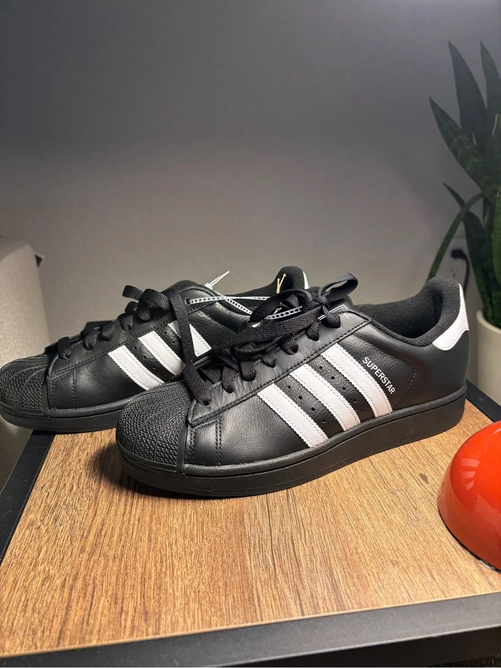 adidas low top